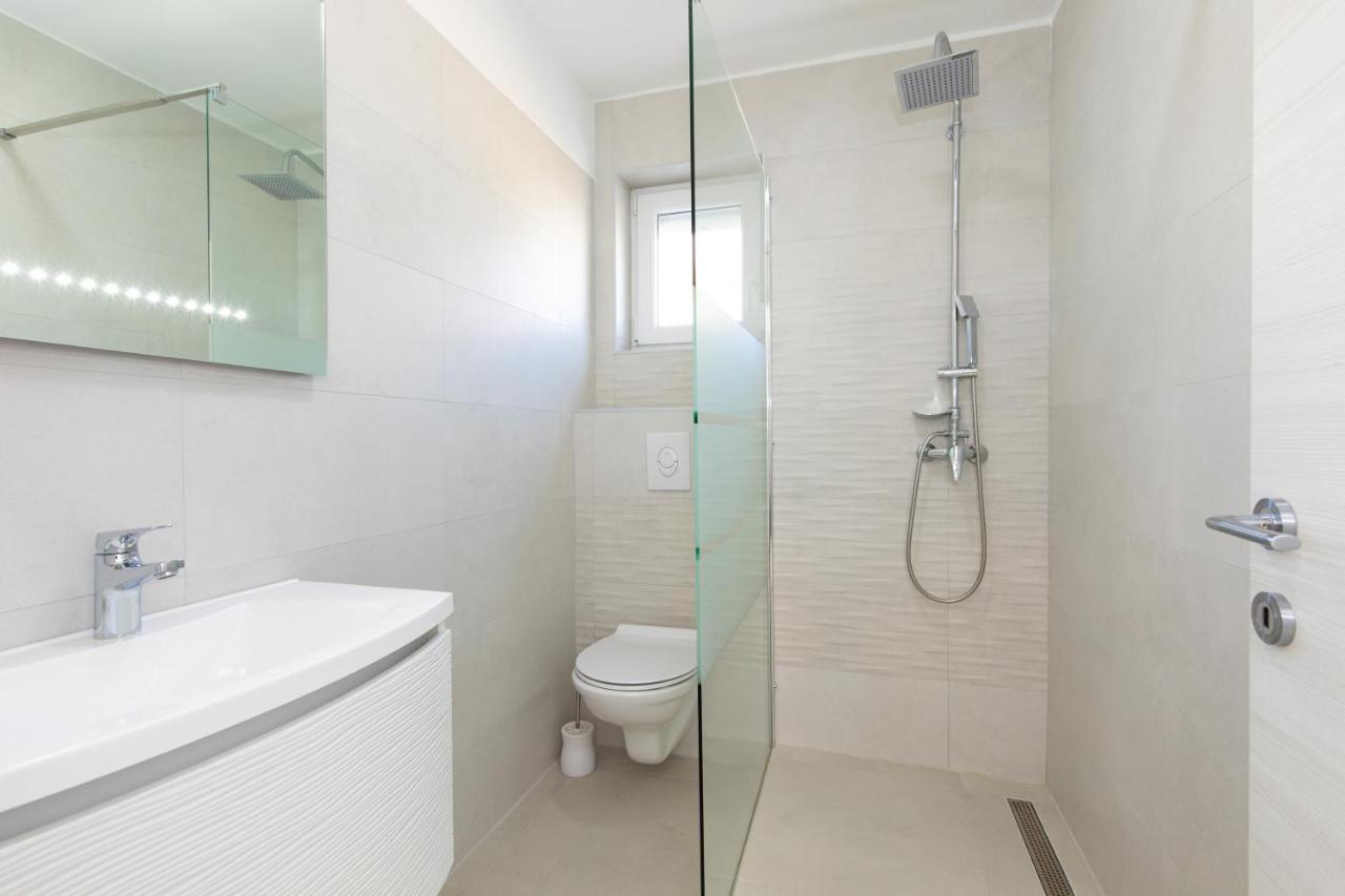 Apartments Augustinovic Baška Εξωτερικό φωτογραφία